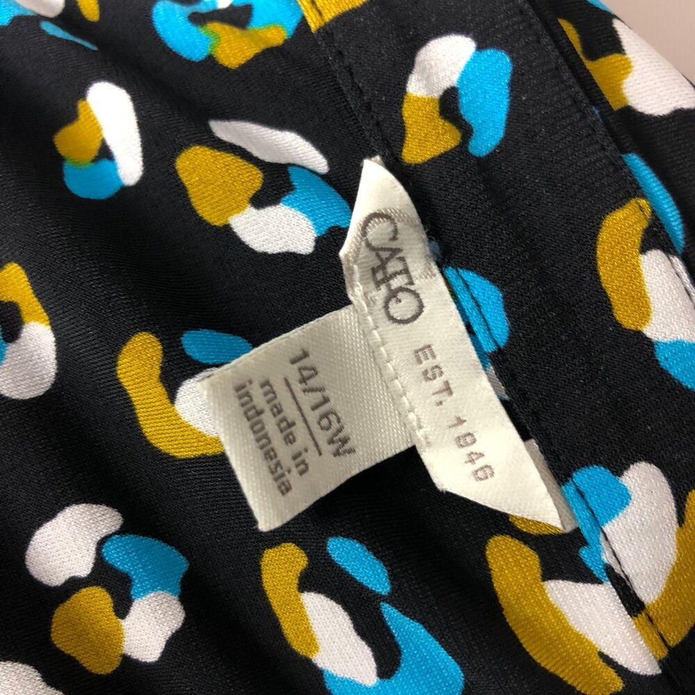 Cato Women's Size 14/16W Printed V Neck Blouse Roll Tab Sleeves Shirt - Picture 5 of 6